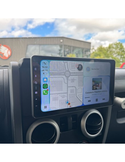 Autoradio Carplay / Android Pioneer pour Jeep Wrangler avec montage